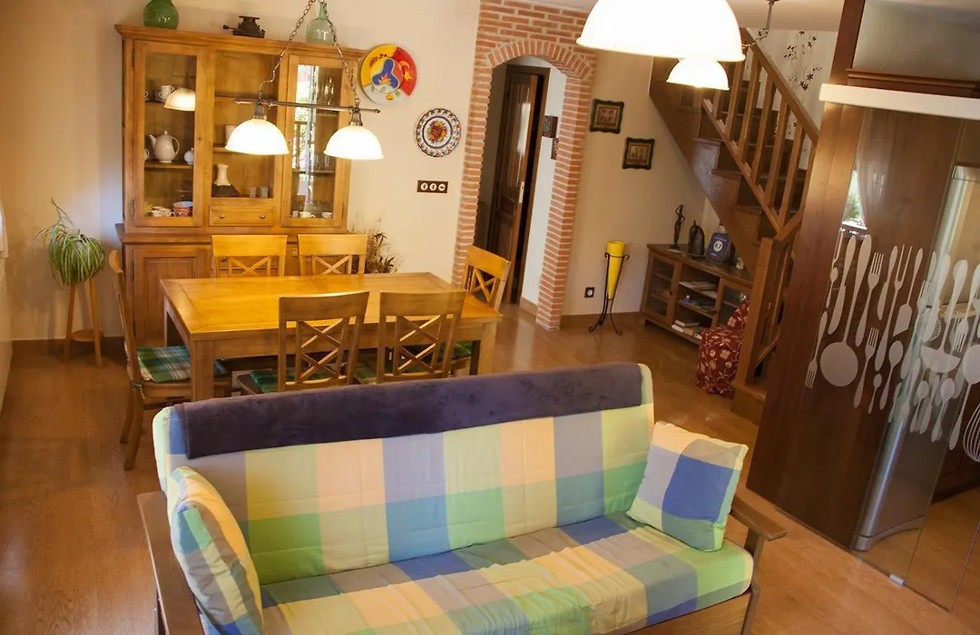 Hostal El Recanto-1
